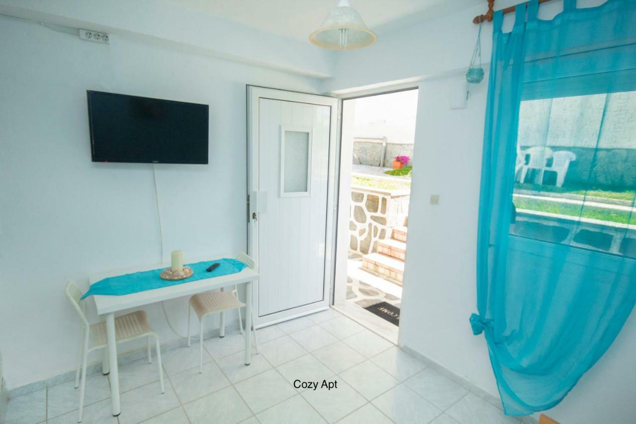 Aello Sea-Seafront Apartments Skala Fourkas Exterior photo